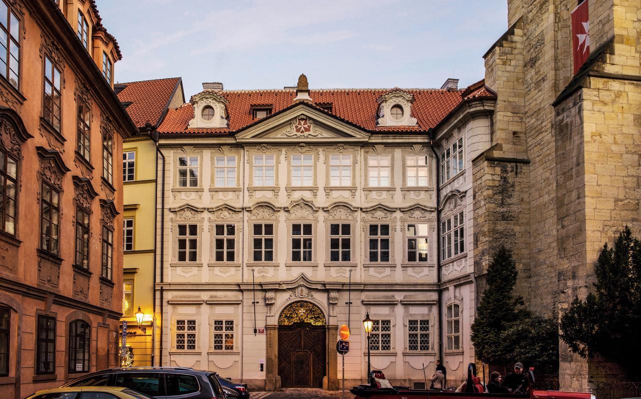 Lazenska N4 Prague